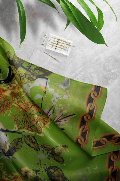 Kare Zincir Desenli Eşarp Fıstık