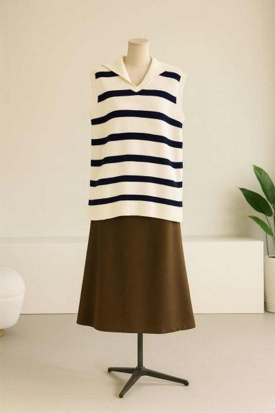 Büyük Yakalı Çizgili Triko Süveter Ekru Laci