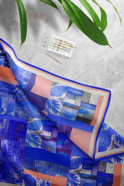 Tablo Desenli Eşarp Saks