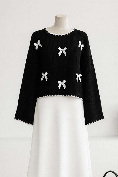 Kurdela Detaylı Kısa Triko Kazak Siyah