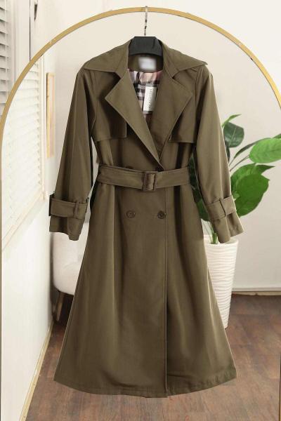 Dört Düğmeli Astarı Ekoseli Tokalı Kuşaklı Trençkot Haki