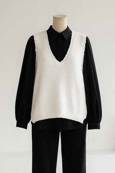 V Yaka Saç Örgü Şeritli Triko Süveter Kemik