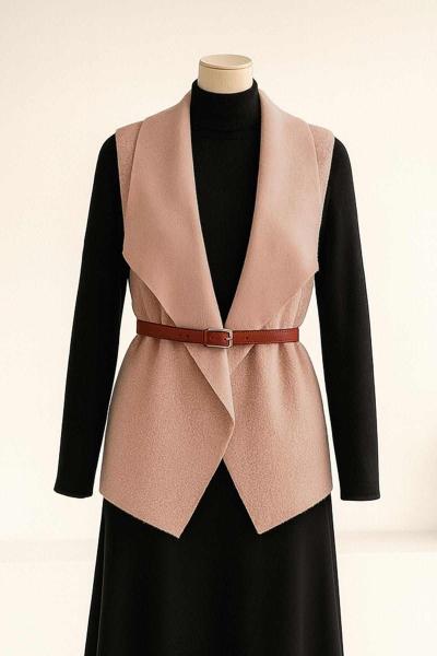 Büyük Yakalı Kemerli Kısa Buklet Yelek Açık Camel