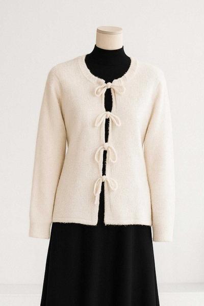 Dört Bağlamalı Buklet Triko Hırka Kemik